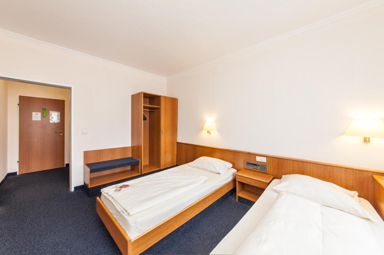 Hotel Antares Duesseldorf - Dusseldorf — Photos 3